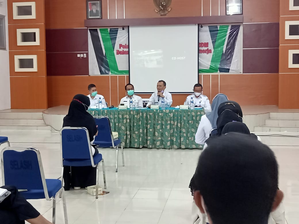Pimpinan Sebagai Role Model